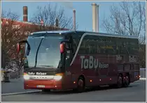 Setra S 416 DH aufgenommen am morgen des 28.12.2012 in der N�he des Ostbahnhofs in Berlin. 