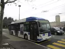 tl Nr. 452 (Van Hool A330 CNG) am 22.12.2012 in Lausanne, Montbenon