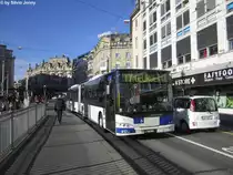 tl Nr. 612 (Neoplan Centroliner Evolution N4522) am 29.12.2012 beim Place de Bel-Air.