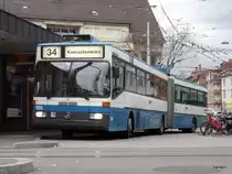 VBZ - Mercedes O 405 GTZ Trolleybus Nr.105 unterwegs auf der Linie 34 in Z�rich am 01.01.2013