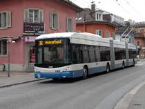 VBZ - Hess-Swisstrolley BGGT-N2C Nr.82 unterwegs auf der Linie 32 in Zrich am 01.01.2013