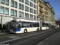 tl Nr. 570 (Van Hool New AG300) am 8.1.2013 in Lausanne, Bel-Air.