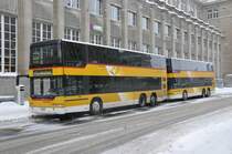 Schwizer, Goldach. Neoplan N4426 (SG 111'087 und 121'190) in St.Gallen, Bahnhof.