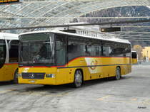 Postauto - Mercedes Integro  GR  143393 bei den Postautohaltestellen in Chur am 20.01.2013