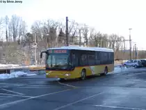 Postauto/PU SAPJV Nr. 64 (Mercedes CitaroII O530LE) am 16.1.2013 beim Bhf. Cossonay