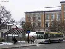 MAN NL 202 auf der Linie 367 an der Haltstelle Postplatz in Aue.