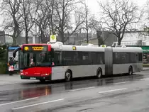 Solaris Urbino auf der Linie 784 nach S-Bahnhof Wuppertal Vohwinkel an der Haltestelle Wuppertal-Vohwinkel Lienhardplatz.(19.2.2013) 