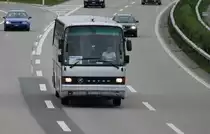 Setra 215 HD de la maison Milan Tours (SLO) photographi� le 20.05.2012 Oensingen