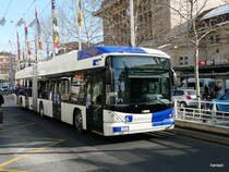 tl - Hess Swisstrolley BGT-N2C Nr.868 unterwegs auf der Linie 3 in der Stadt Lausanne am 16.02.2013