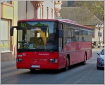 (BIT-A-421)  Mercedes Benz Integro auf der Rhein - Mosel Strecke unterwegs, aufgenommen am 06.03.2013 in Ettelbrck. 
Tglich von Prm - Marnch - Ettelbrck nach Luxemburg, 8 mal hin und zurck wird die Strecke bedient. 