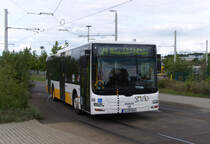 Der Lwe schlft nicht am Tag....

Der Bssing Lwe ist leider nur noch ein kleiner Bestandteil des Logos.

MAN Lion´s City A 21 der Geraer Verkehrsbetriebe (Nr. 560) an der Wendeschleife Untermhaus.

07.08.2012
