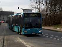 Mercedes Benz Citaro C2 der VGF am 27.03.13 auf der Linie 30 in Bad Vilbel