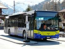 AFA - LENK BUS - NEOPLAN Bus Nr.54 BE 611056 ( Neoplan des Typs N 4516 mit MAN Bauteilen.) bei der Bushaltestelle beim Bahnhof von Lenk am 29.03.2008