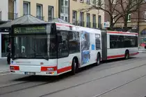 Stadtwerke Neuss Linie 841 in Richtung Rosellerheide an der Haltestelle Schwannstr.