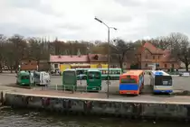 7.4.2013 Swinem�nde / Swinoujscie / Warzow. Bushaltestelle am Bahnhof