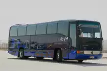 Mercedes O 404 RHD Sondermodell Edition Carl Benz, ehem.  Heller , Manama/Bahrain an der Formel 1-Rennstrecke 15.03.2013 