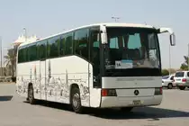 Mercedes O 404 RHD, Manama/Bahrain an der Formel 1-Rennstrecke 15.03.2013 