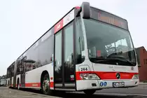 Stadtwerke Neuss Wendezeit an der Haltestelle  Neusserfurth  mit der Linie 844 in Richtung Hoisten 