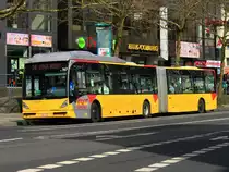Van-Hool Gelenkbus von TEC am 18.04.2013 als Linie 14 nach Eupen (B) an der Haltestelle alter Posthof in Aachen.