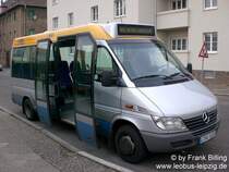 17.04.2008, Wagen 20 (Mercedes-Benz Sprinter KOM), als Linie 68, an Wendestelle  Weinbergstra�e / Benediktusstra�e, mit ge�ffneter T�r 