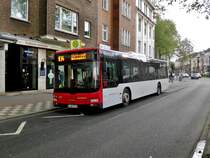 MAN Niederflurbus 3. Generation (Lion's City) auf der Linie 834 nach Hauptbahnhof D�sseldorf an der Haltestelle D�sseldorf-Oberkassel Belsenplatz.(12.5.2013) 