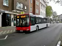 MAN Niederflurbus 3. Generation (Lion's City) auf der Linie 834 nach Hauptbahnhof D�sseldorf an der Haltestelle D�sseldorf-Oberkassel Belsenplatz.(12.5.2013) 