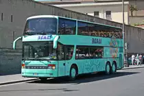 Setra S 328 DT des Italienischen Busunternehmens Francesco Reali Porto San Giorgio am 13.05.2013 in der N�he des Vatikanischen Museums.