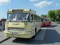 Ikarus 66 der Dresdner Verkehrsbetriebe war anl�sslich des 100j�hrigen Bestehens der Woltersdorfer Stra�enbahn im Pendeleinsatz zwischen Woltersdorf und Erkner unterwegs. Erkner, 19.5.2013