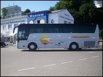 Van Hool T911 von Heusser aus der Schweiz im Stadthafen Sassnitz am 15.08.2012