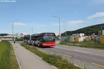 Stadtbus Winterthur Nr. 349 (Solaris Urbino 18) am 28.5.2013 zwischen den Haltestellen Stffelistrasse und Else-Zblin.