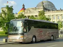 Setra S 415 GT-HD  Scheuenstuhl , Berlin 07.06.2013
