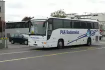 Mercedes Benz Cezar der PKS Radomsko in Polen.
Gesehen am 5.6.2013 am Kai in Gdingen.