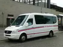 Omnibus Trading Sunset, niederlndischer Aufbauer auf Basis Mercedes Sprinter,  VIP Bus Service , Berlin 08.06.2013