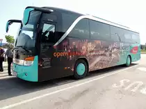 SETRA S415HD von KASTLER bei einem kurzen Halt auf der Raststtte Odmorite Krka; 130425