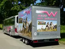 Fahrradanhnger  Whrle  mit Setra S 415 GT, Birnau/Bodensee 16.06.2013