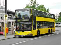 MAN Lion's City DD (Doppelstock) auf der Linie M46 nach U-Bahnhof Britz-Sd am S+U Bahnhof Zoologischer Garten.(15.6.2013) 