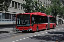 Mercedes Citaro mit der Betriebsnummer 863 auf dem Weg in die Garage. Die Aufnahme stammt vom 17.06.2013.