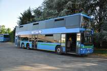 STAR, Lodi. Neoplan N4426L (Nr.608, ex SBC, Chur) in Lodi, Deposito. (25.6.2013) Vielen Dank an Luca Montanaro.