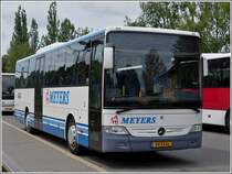 (AM 5541)  Mercedes Benz Integro des Busunternehmens Meyers vom Flbour, aufgenommen nahe dem Bahnhof in Ettelbrck am 16.06.2013.