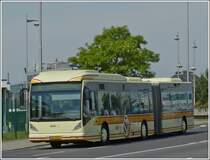 DC 9512  VanHool Gelenkbus, von Demy Cars, aufgenommen am 17.06.2013 nahe der Stadt Luxemburg.