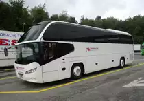 Neoplan Cityliner, Hertzeisen-Gyger, aire de repos Gunzgen juin 2013 
(solution transitoire ou sera-t-il peint prochainement aux couleurs de l'entreprise ?)