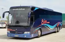 Mercedes Tourismo der Elite Hamburg-Tours am Cruises Terminal in der Hafencity HH. Am 06.05.2013.