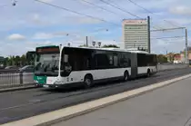 P-AV 972 auf der Linie 606 nach Potsdam Hauptbahnhof zwischen Alter Markt und Lange Br�cke. Aufgenommen am 09.08.2013