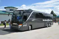 New Mexico Texas Coaches, Lubbock (Texas). Setra S 417 TC (Nr.5609) am Crazy Horse Memorial, Custer County, South Dakota. (26.7.2013)