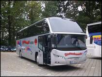 Neoplan Cityliner von Weltenbummler aus Deutschland bei der Festung K�nigsstein am 05.10.2012
