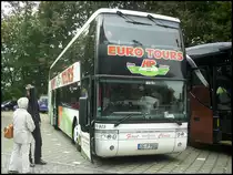 Van Hool TD925 von Euro Tours aus Deutschland bei der Festung K�nigsstein am 05.10.2012