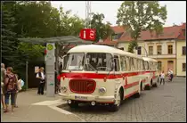 Skoda 706 RTO der Barnimer Busgesellschaft zur Feier 120 Jahre Strausberger Eisenbahn am 17.08.2013 an der Haltestelle Lustgarten. Der Bus mit Personenwagenanh�nger Jelcz P-01 war urspr�nglich beim VEB Kombinat Kraftfverkehr Frankfurt/Oder, Betrieb Eberswalde-Finow im Einsatz