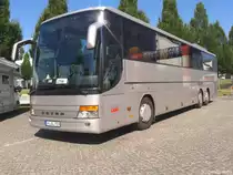 In Putbus auf R�gen traf ich diesen Setra der Firma am 02.08.2013 an.