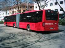 Heckansicht vom Wagen 976 der Freiburger Verkehrs-AG am Siegesdenkmal. EvoBus MB O 530 G am 09.04.2008