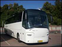 VDL Bova Magiq von Gebo-Tours aus den Niederlanden im Stadthafen Sassnitz am 11.10.2012